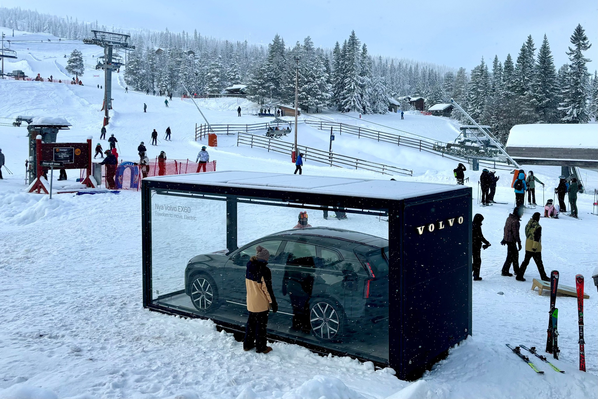 Nya elektriska Volvo EX60 hos Volvo Cars i Sälenfjällen